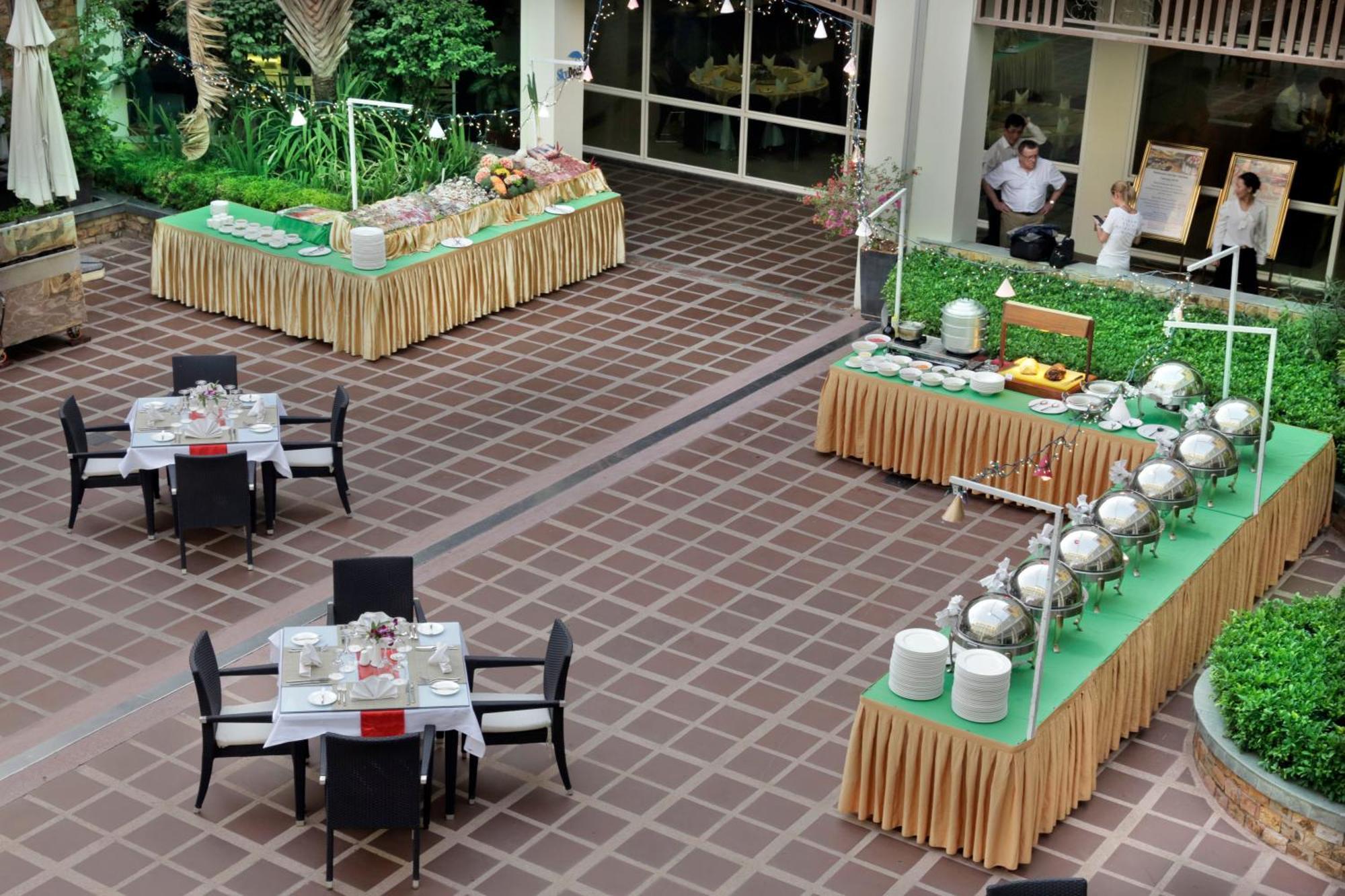 โรงแรมดารา แอร์พอร์ต พนมเปญ ภายนอก รูปภาพ