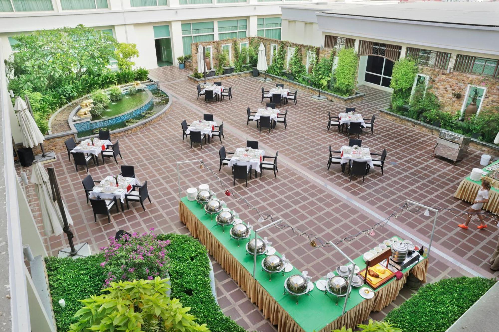 โรงแรมดารา แอร์พอร์ต พนมเปญ ภายนอก รูปภาพ